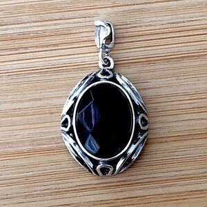 $69 Vintage Polish Estate Cherry Amber Pendant Sterling V-8 925 POLAND